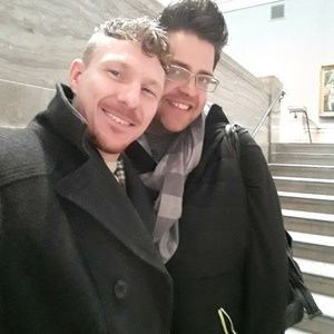 Meet your Posher, Dustin